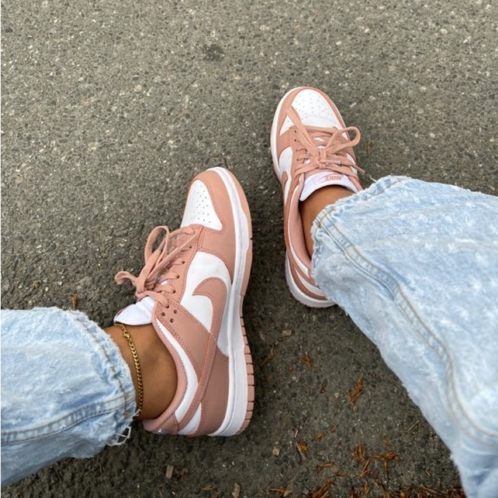 NWB Nike Dunk Women's white/Rose whisper
